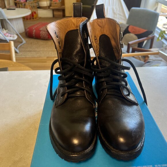 John Fluevog Blake Living Lace Up Derby Combat Boots M8 W10 - Picture 3 of 6